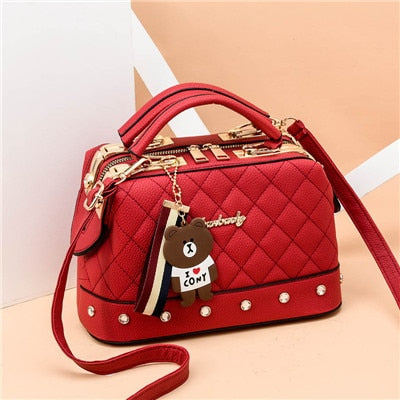 2019 New Europe Fashion Trend Bag Female Handbag Fashion Girls Shoulder Bag Bear Pend Crossbody Bag High QualityCE