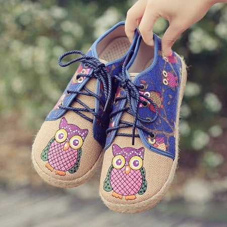 Veowalk Vintage Women Shoes Thai Cotton Linen Canvas Owl Embroidered Cloth Single National Flats Woven Round Toe Lace Up Shoes